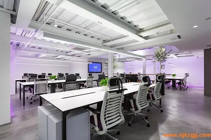  針對不同類型企業(yè)，辦公室家具選擇也不同